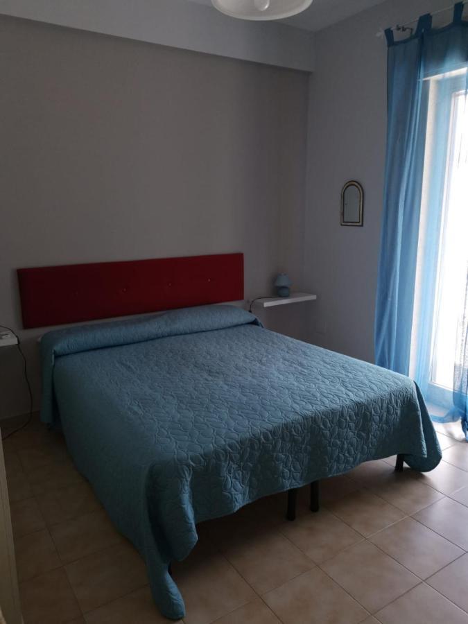 Вилла Antigone Holiday House Монделло Экстерьер фото