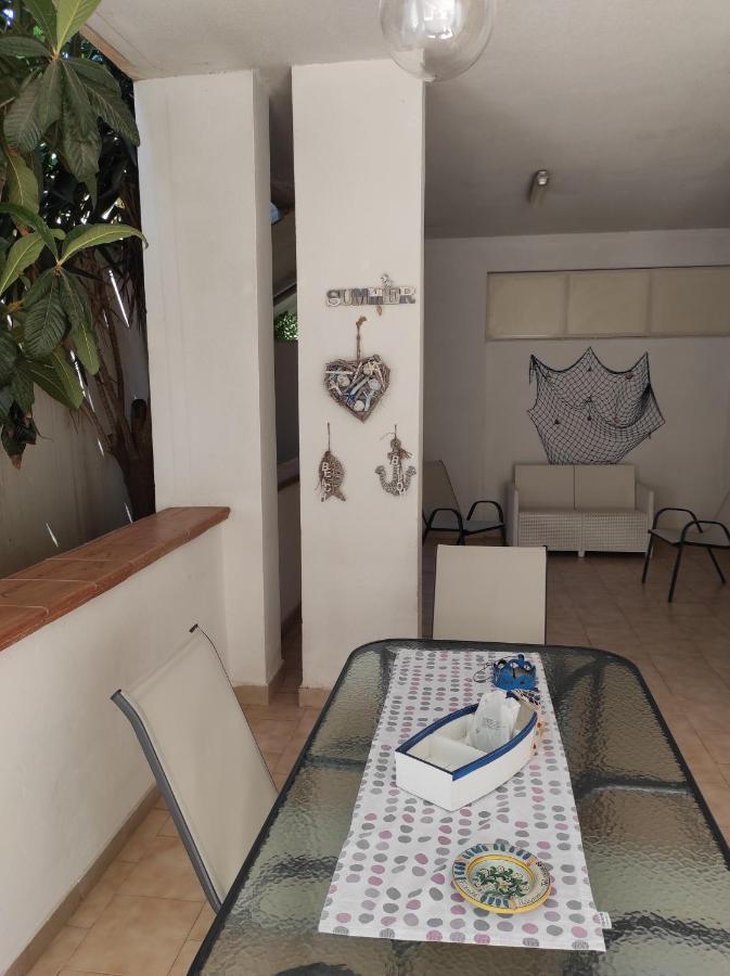 Вилла Antigone Holiday House Монделло Экстерьер фото